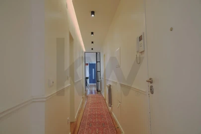Apartamento T4 para Arrendamento em Arroios