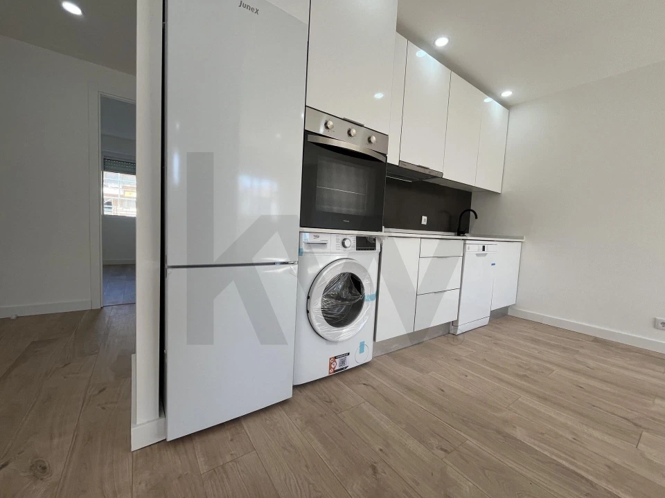 Apartamento T3 para Venda em Odivelas Foto 1