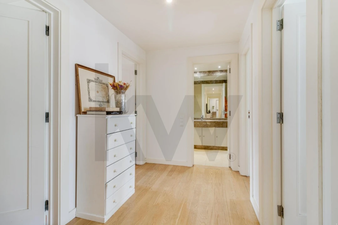 Apartamento T4 para Venda em Parque das Nações Foto 22