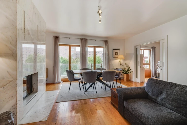 Apartamento T4 para Venda em Parque das Nações Foto 2