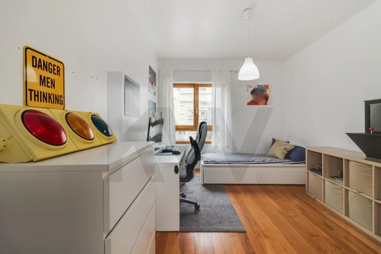 Apartamento T4 para Venda em Parque das Nações Foto 18