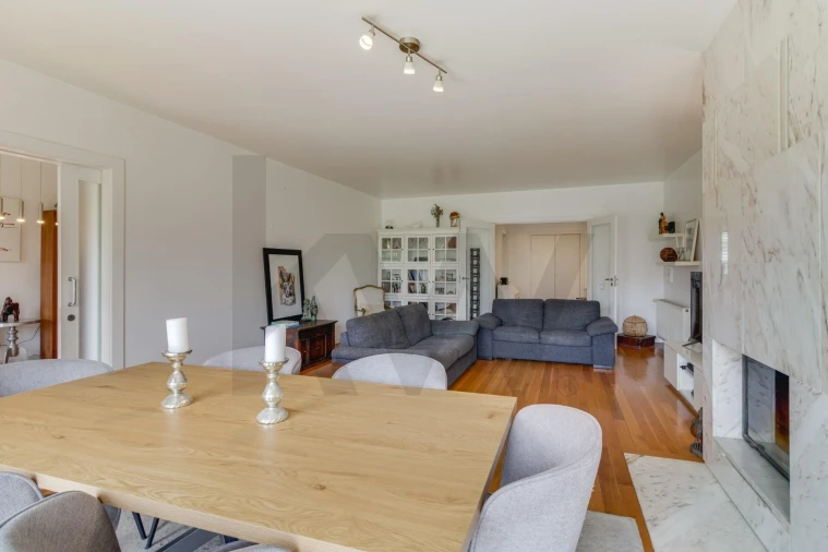 Apartamento T4 para Venda em Parque das Nações Foto 7
