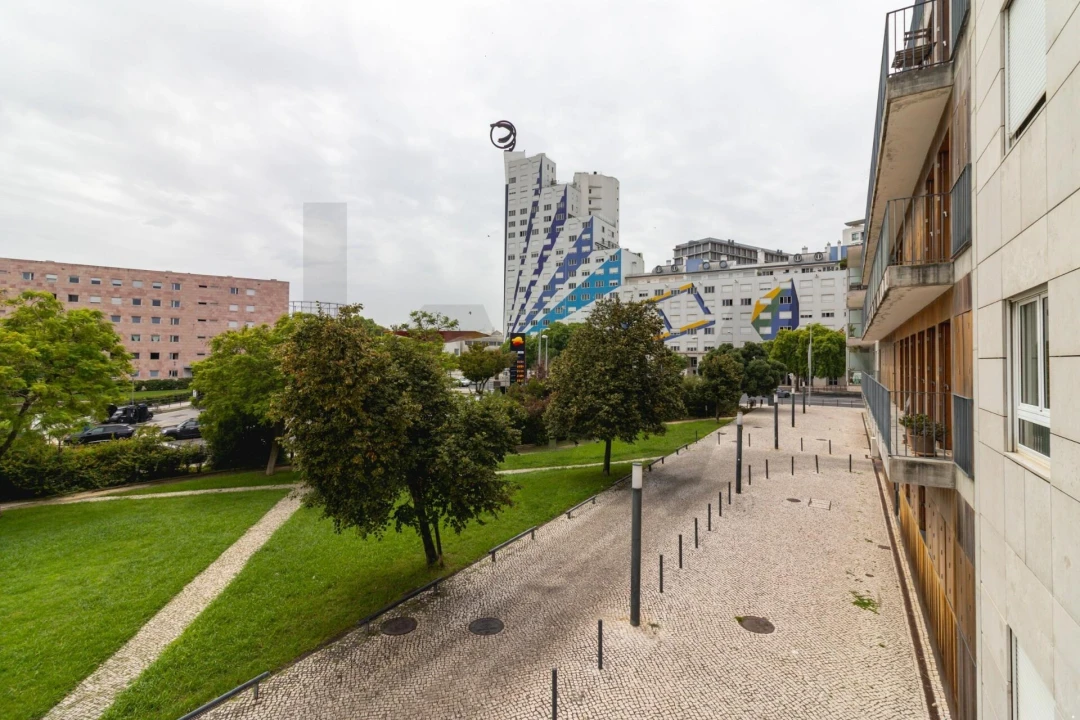 Apartamento T4 para Venda em Parque das Nações Foto 35