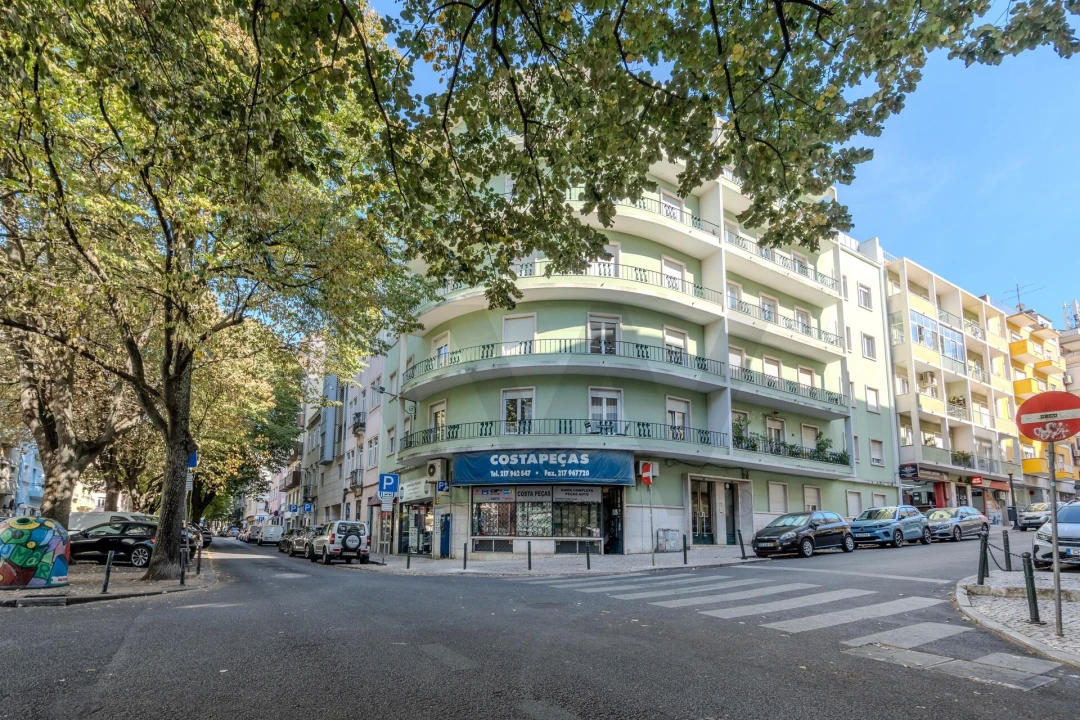 Apartamento T4 para Arrendamento em Areeiro Foto 42