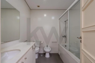 Apartamento T4 para Arrendamento em Areeiro