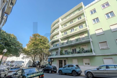 Apartamento T4 para Arrendamento em Areeiro