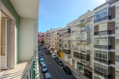 Apartamento T4 para Arrendamento em Areeiro