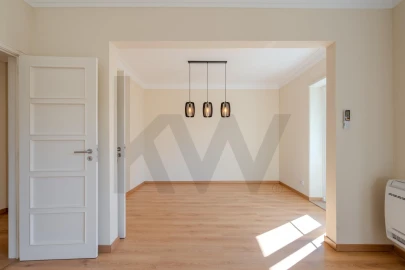 Apartamento T4 para Arrendamento em Areeiro