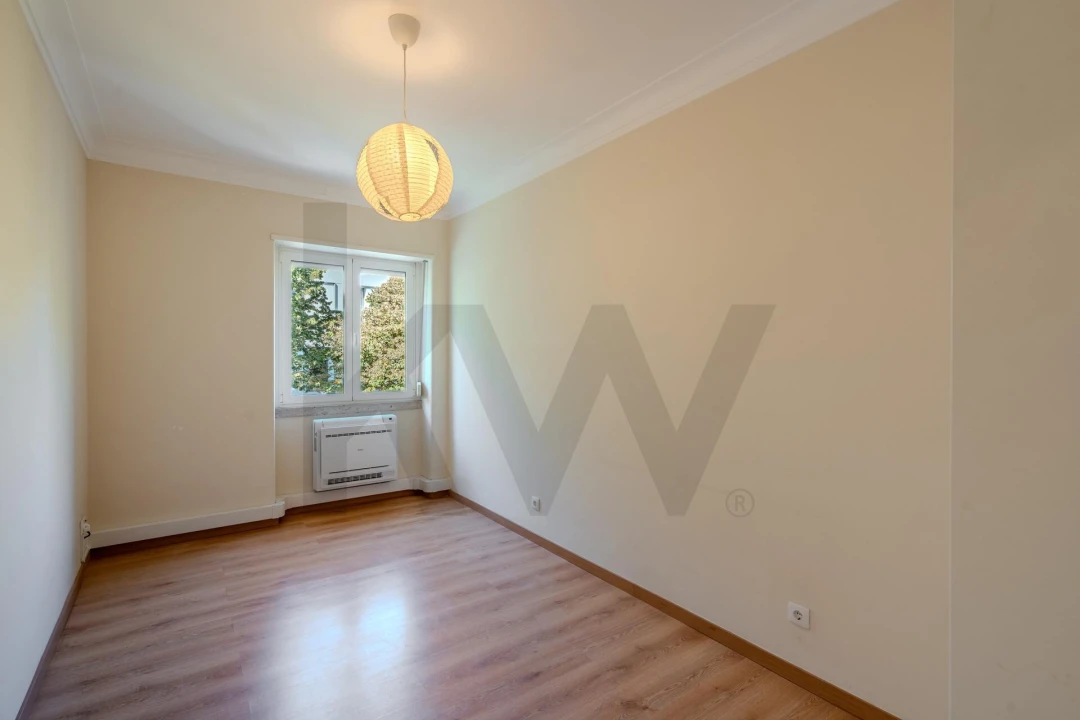 Apartamento T4 para Arrendamento em Areeiro Foto 16