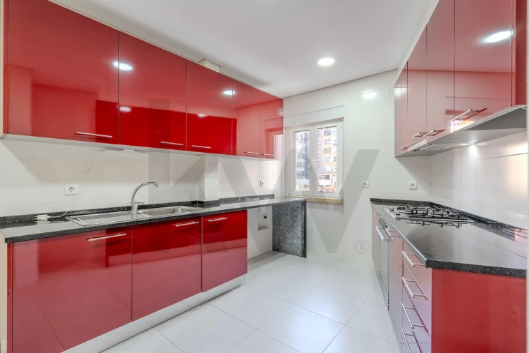 Apartamento T4 para Arrendamento em Areeiro Foto 33