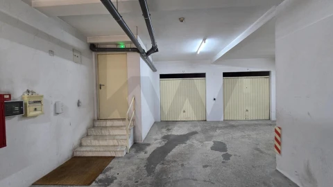 Apartamento T2 para Arrendamento em Santa Maria da Feira, Travanca, Sanfins e Espargo
