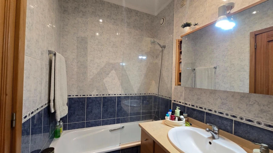 Apartamento T2 para Arrendamento em Santa Maria da Feira, Travanca, Sanfins e Espargo Foto 16