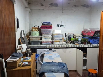 Moradia T2 para Venda em São Domingos de Rana