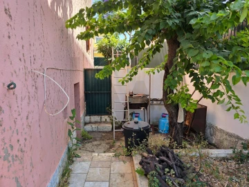 Moradia T2 para Venda em São Domingos de Rana