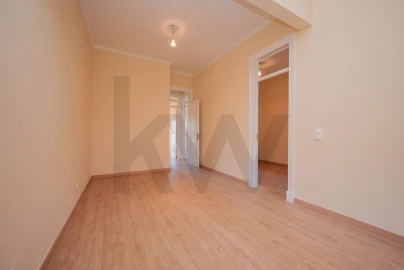Apartamento T2 para Arrendamento em Arroios