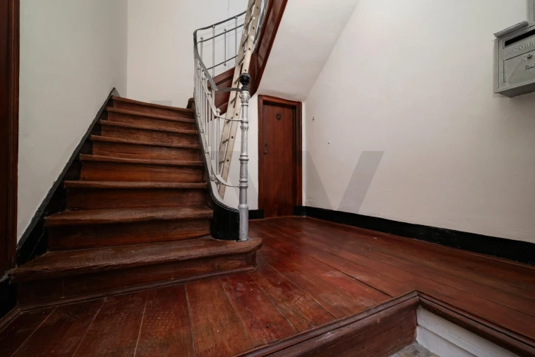 Apartamento T2 para Arrendamento em Arroios Foto 21