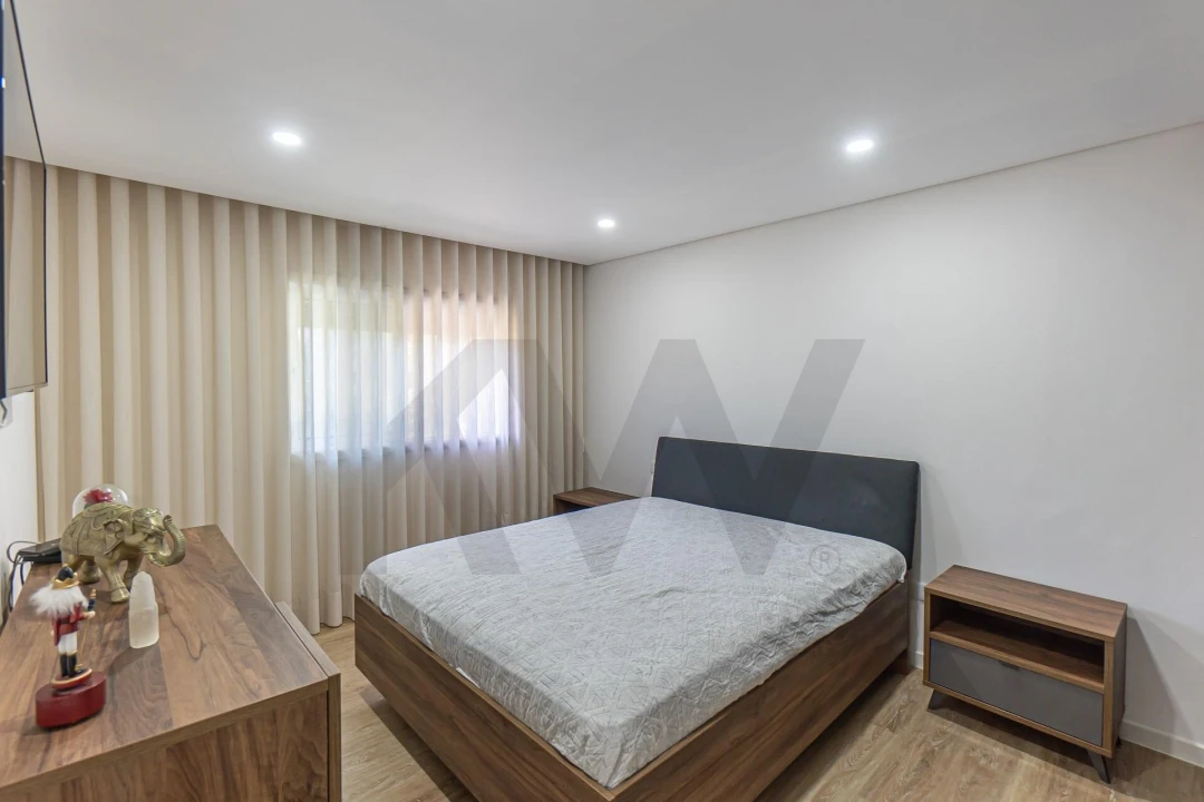 Apartamento T2 para Venda em Avintes Foto 6