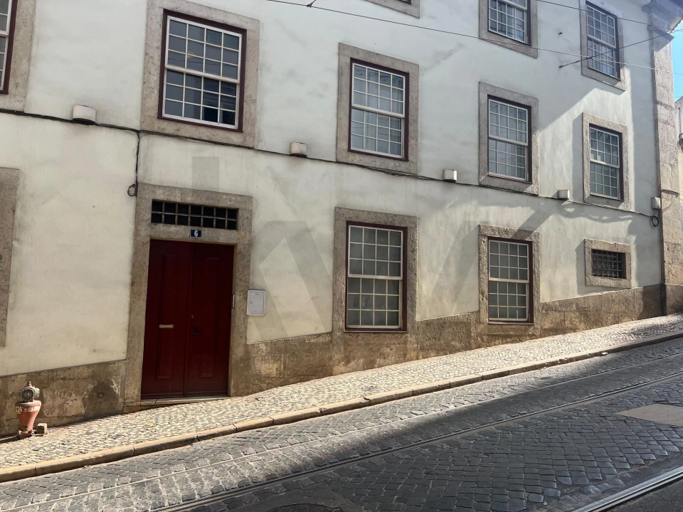 Apartamento T2 para Arrendamento em Santa Maria Maior Foto 14