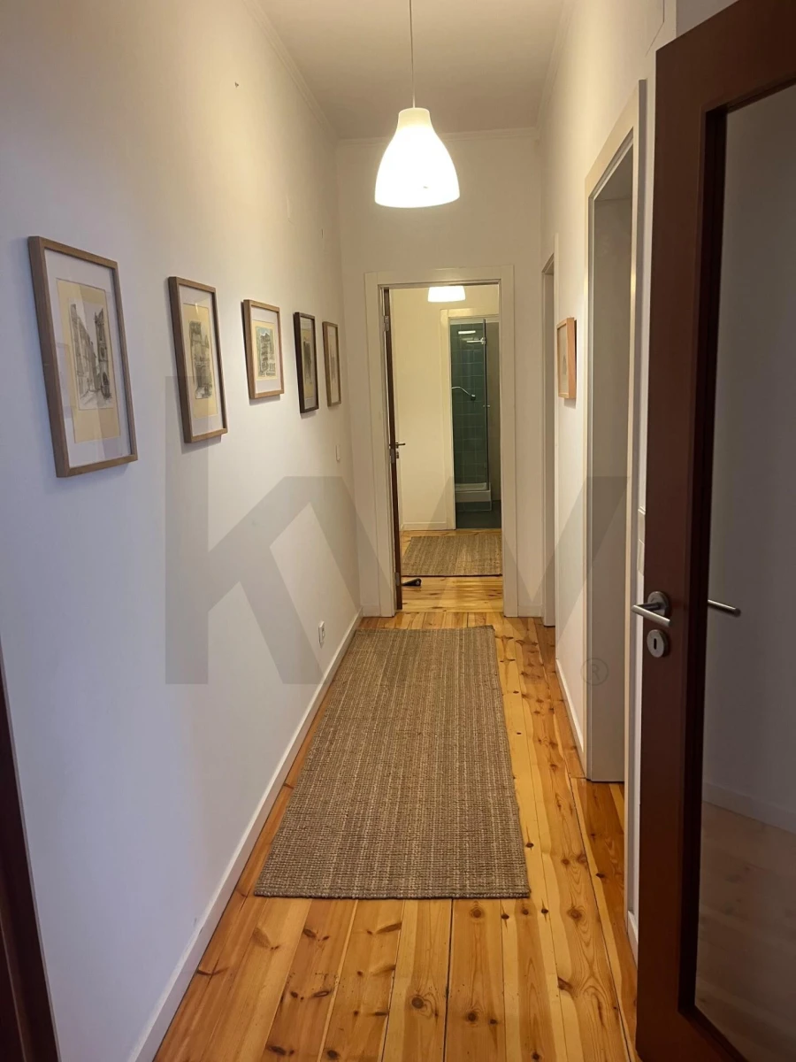Apartamento T2 para Arrendamento em Santa Maria Maior Foto 5