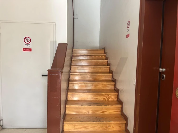 Apartamento T2 para Arrendamento em Santa Maria Maior Foto 11