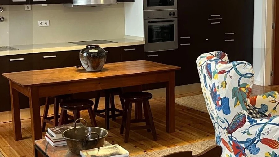 Apartamento T2 para Arrendamento em Santa Maria Maior
