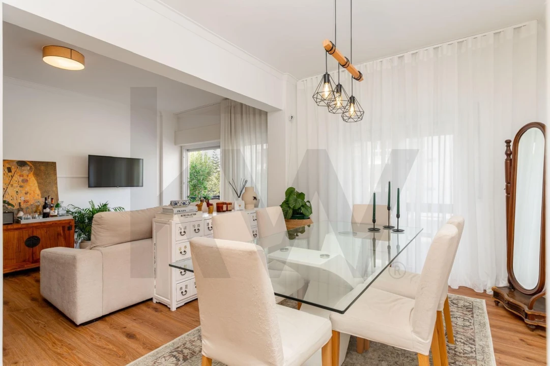 Apartamento T3 para Arrendamento em Carnaxide e Queijas Foto 12