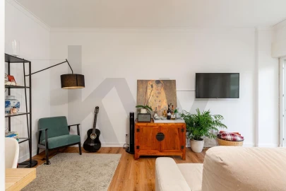 Apartamento T3 para Arrendamento em Carnaxide e Queijas