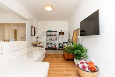 Apartamento T3 para Arrendamento em Carnaxide e Queijas
