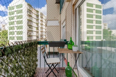 Apartamento T3 para Arrendamento em Carnaxide e Queijas