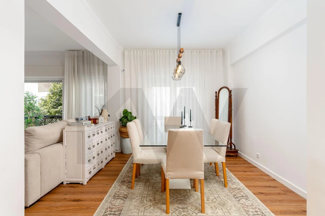 Apartamento T3 para Arrendamento em Carnaxide e Queijas Foto 5