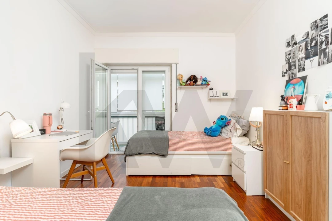 Apartamento T3 para Arrendamento em Carnaxide e Queijas Foto 23