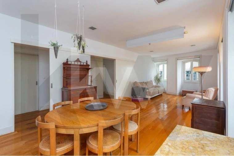 Apartamento T4 para Arrendamento em São Vicente Foto 40