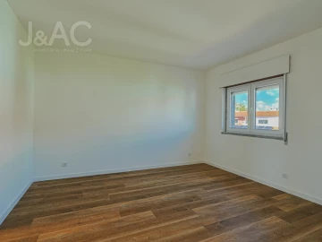 Apartamento T3 para Arrendamento em Cascais e Estoril