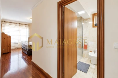 Apartamento T2 para Venda em Mafamude e Vilar do Paraíso