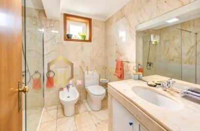 Apartamento T2 para Venda em Mafamude e Vilar do Paraíso