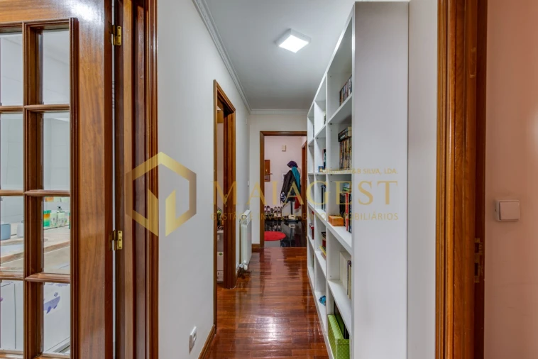 Apartamento T2 para Venda em Mafamude e Vilar do Paraíso Foto 4
