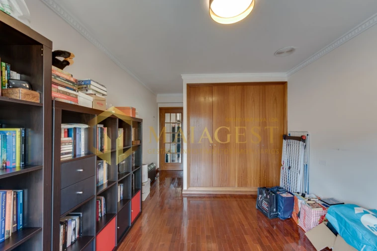 Apartamento T2 para Venda em Mafamude e Vilar do Paraíso Foto 26