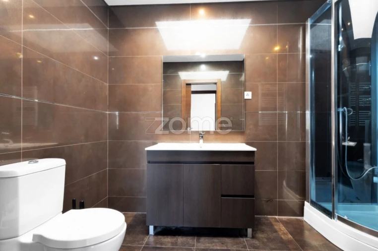 Apartamento T5 para Venda em Paranhos Foto 20