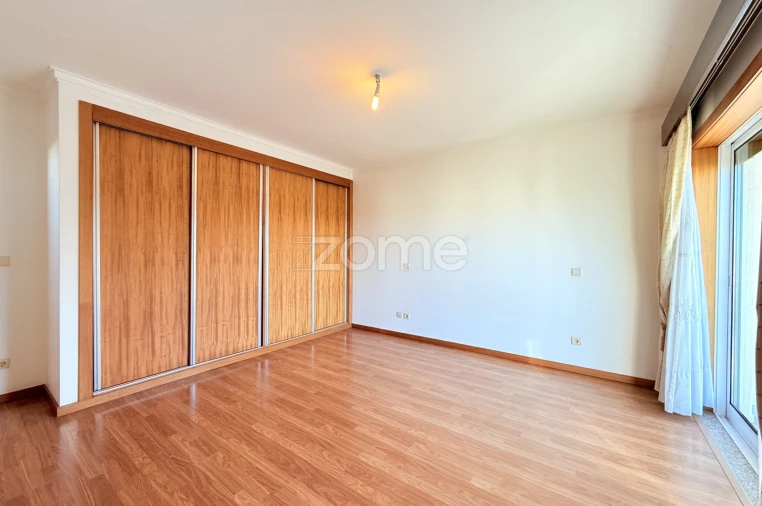 Moradia T3 para Venda em Lousado Foto 16