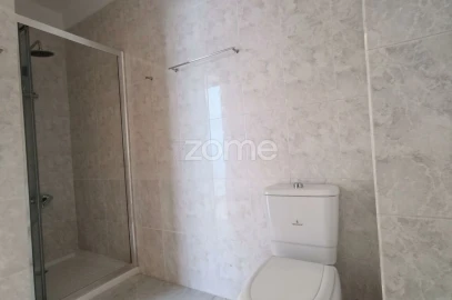Apartamento T1 para Venda em Ferreiros e Gondizalves