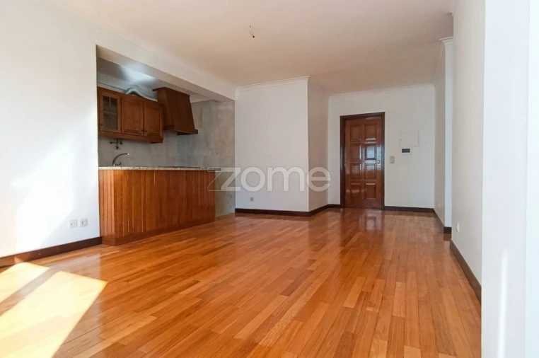 Apartamento T1 para Venda em Ferreiros e Gondizalves Foto 8