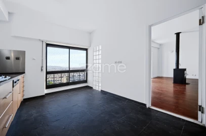 Apartamento T2 para Venda em Loures