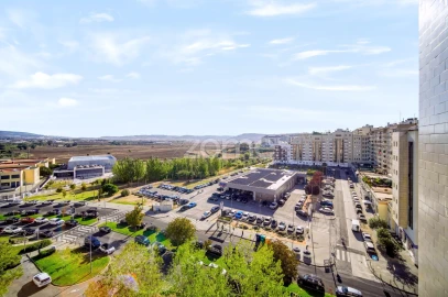 Apartamento T2 para Venda em Loures