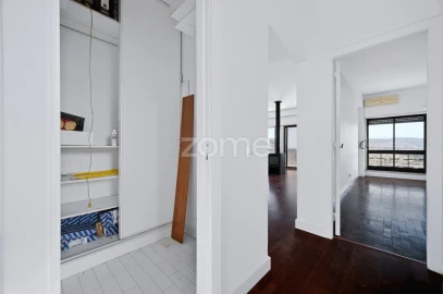 Apartamento T2 para Venda em Loures