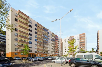 Apartamento T2 para Venda em Loures