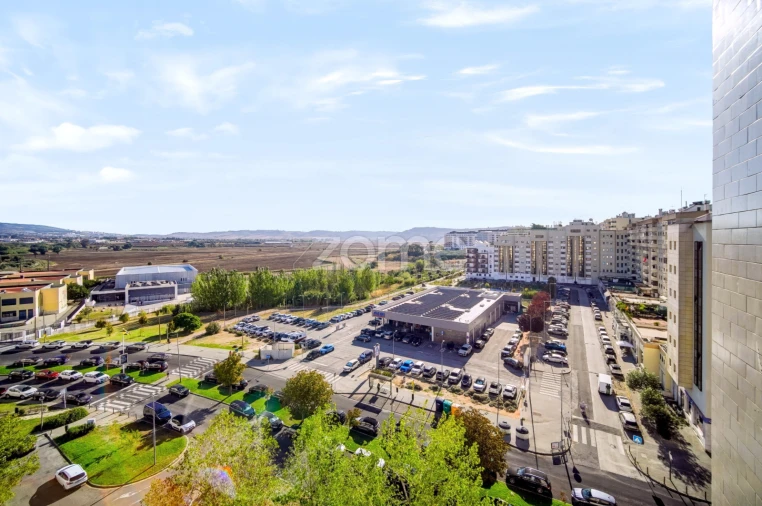 Apartamento T2 para Venda em Loures Foto 10