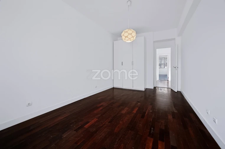 Apartamento T2 para Venda em Loures Foto 12