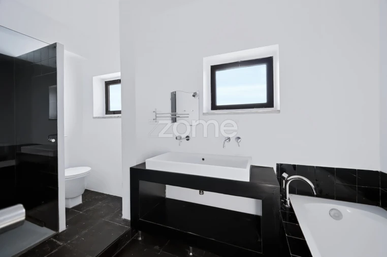Apartamento T2 para Venda em Loures Foto 13