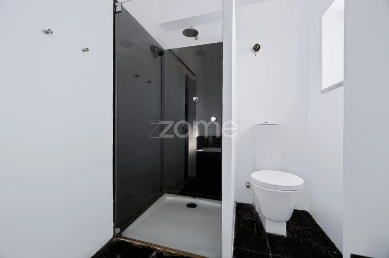 Apartamento T2 para Venda em Loures Foto 14