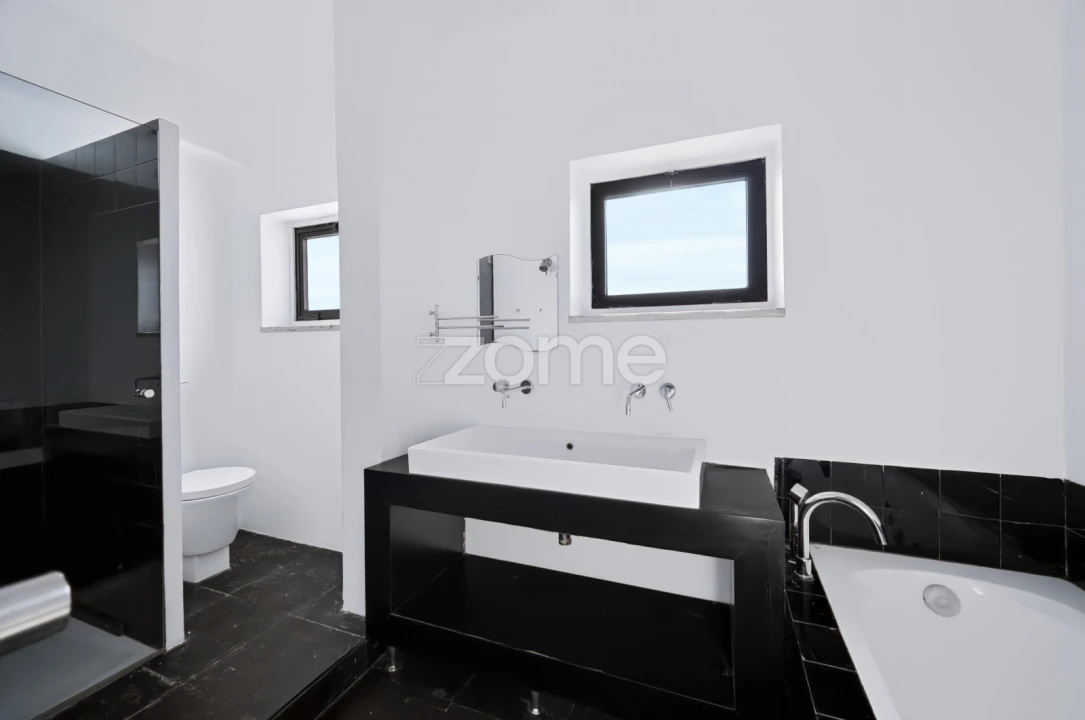 Apartamento T2 para Venda em Loures Foto 13